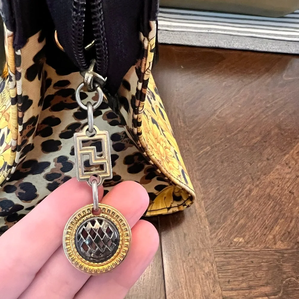 Gianni Versace Black and Gold Baroque Satchel With Dust Bag - Picture 11 of 15